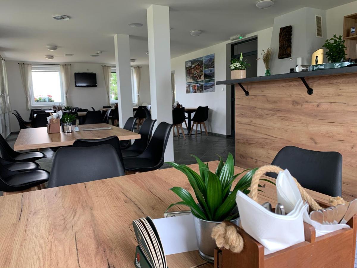Restaurace A Penzion Gansberg Cotkytle ภายนอก รูปภาพ